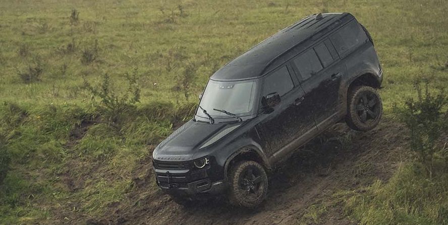 Amazing Land Rover Defender 110 to take a look on Screen in New Pays off Movie