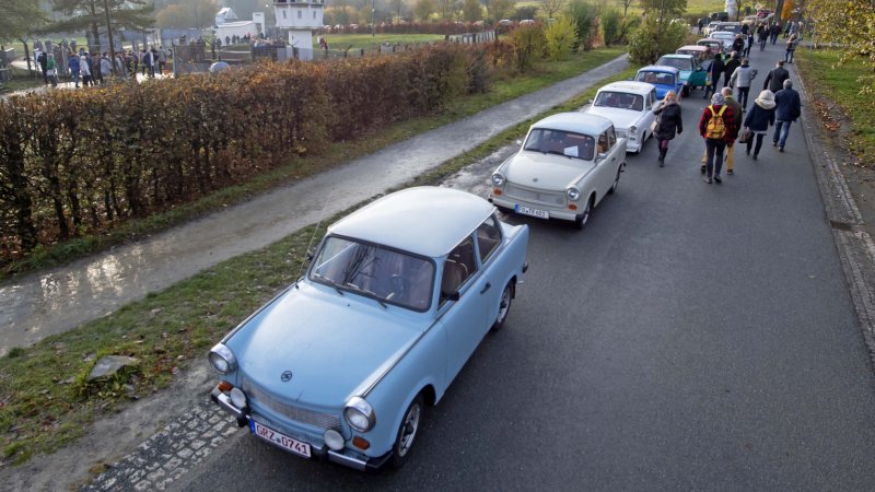 Germans mark the fall of the Berlin Wall with a Trabant parade