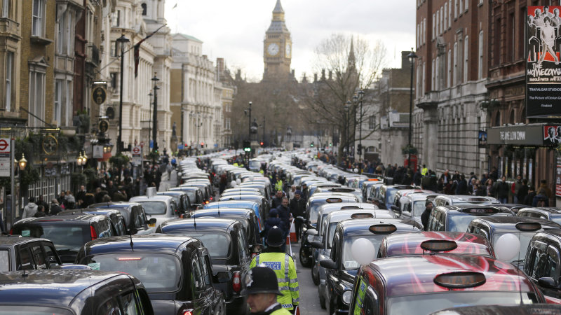 Uber loses license in London over safety, vows to appeal