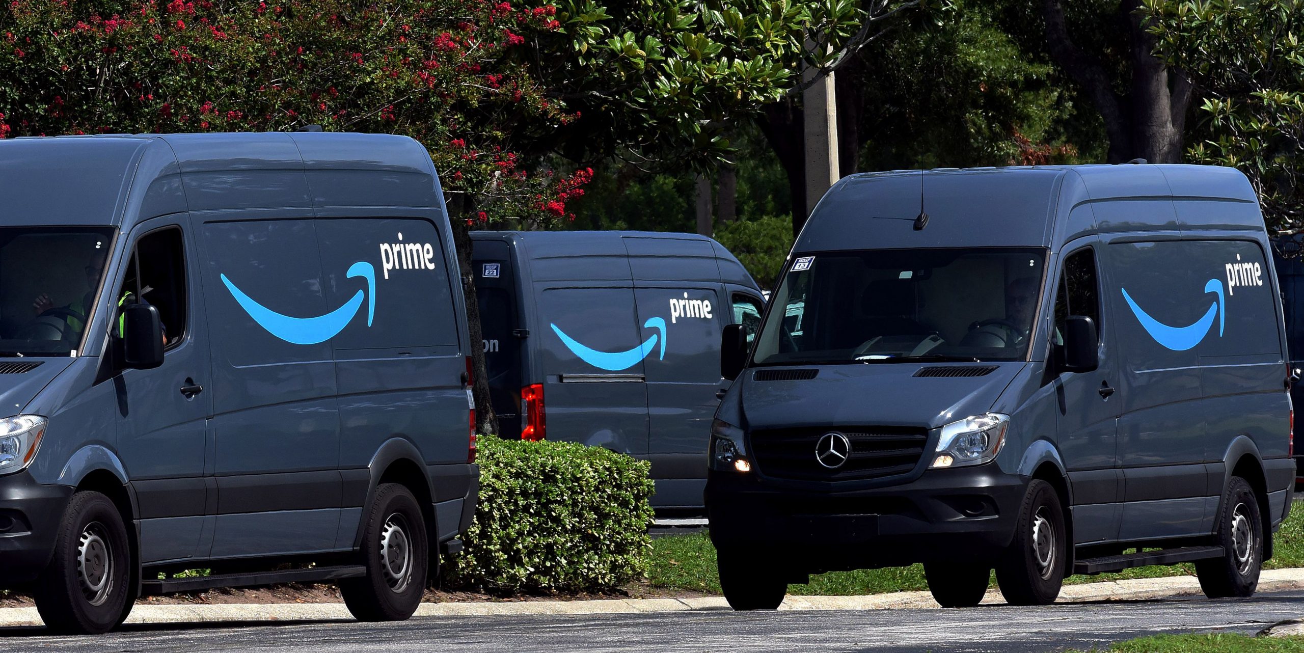 Amazon Buying So Many Commercial Vans, It’s a Boom for Mercedes, FCA, and Ford