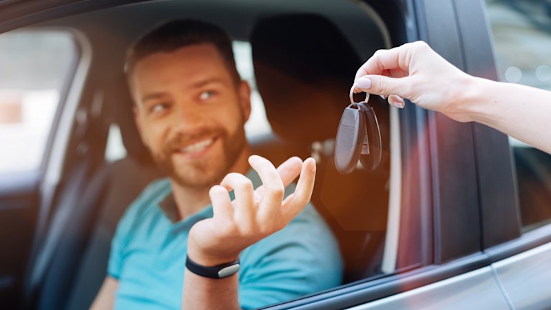 Affordable car rental programs for rideshare drivers