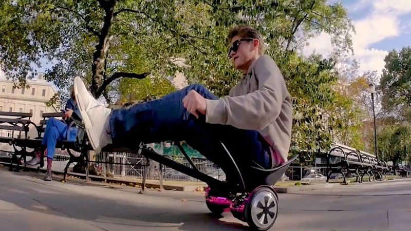 This attachment transforms your hoverboard into a buggy