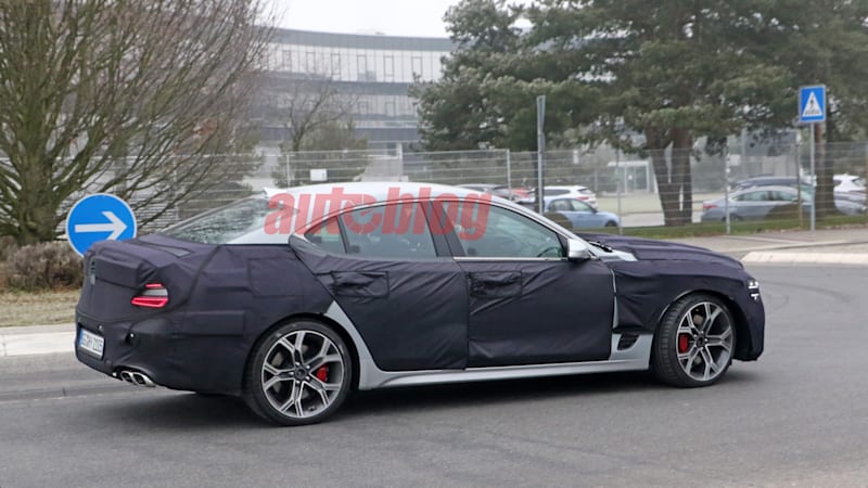 Facelifted Genesis G70 spied in new photos