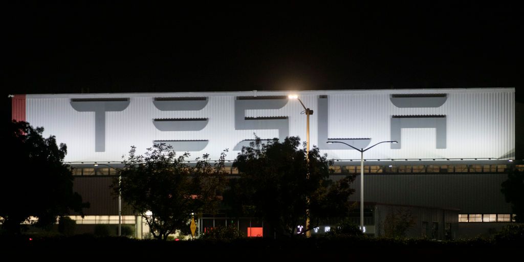 Tesla Planning to Reopen California Plant but Doesn’t Have County’s Permission