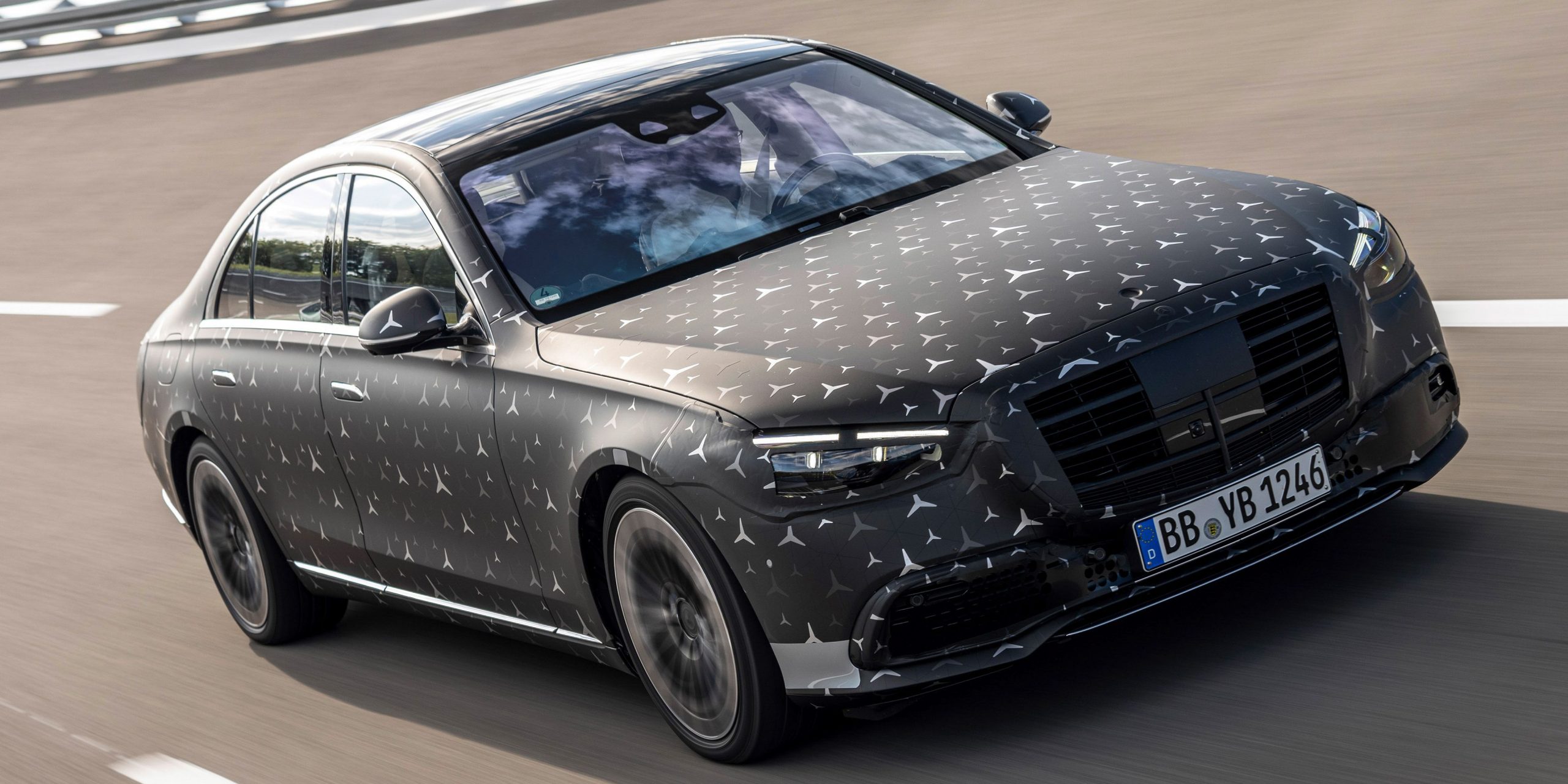 2021 Mercedes-Benz S-Class Is a Glimpse of the Future