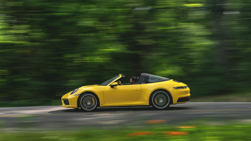 2021 Porsche 911 Targa First Drive | The best roofless 911