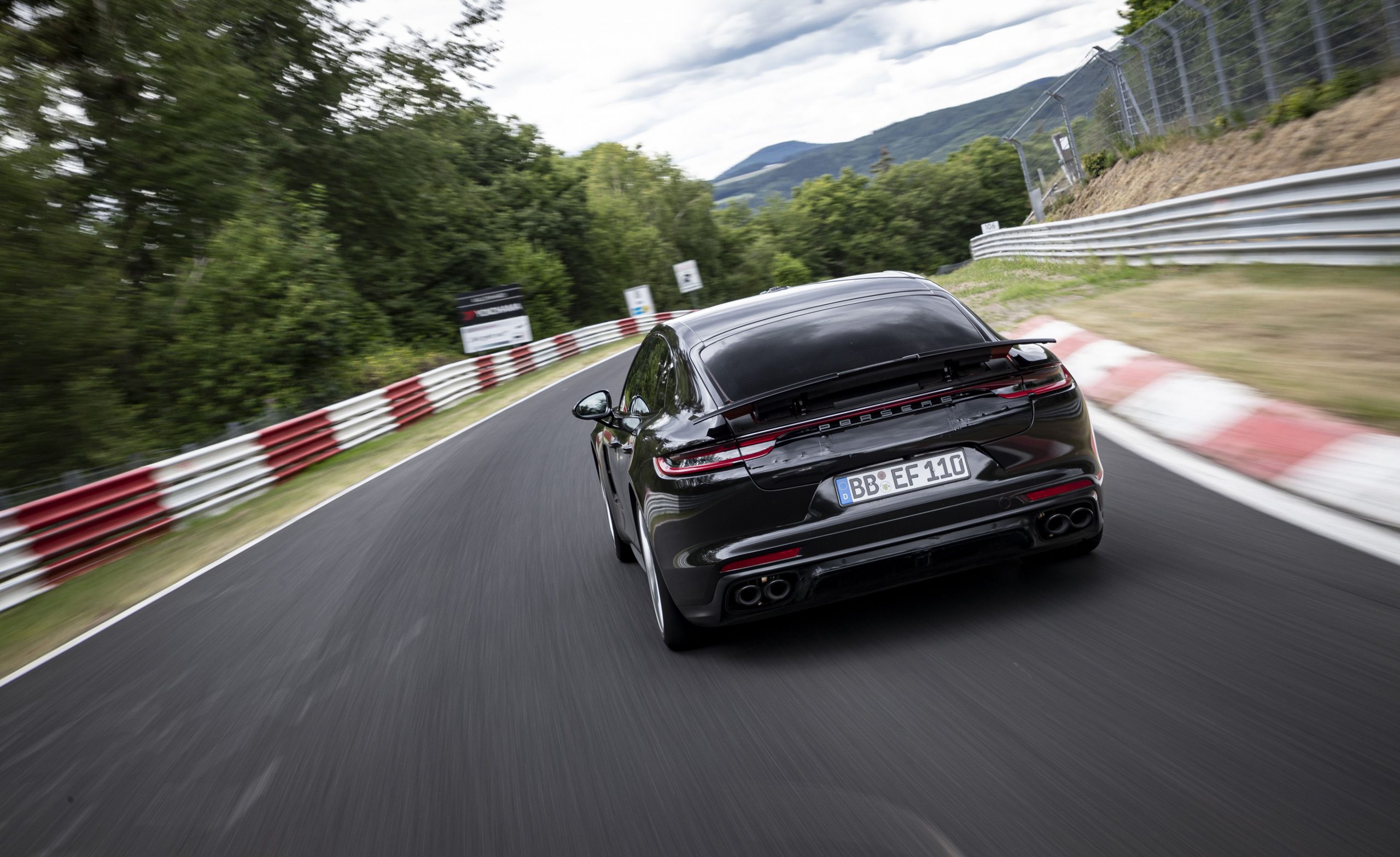 2021 Porsche Panamera Sets Record at the Nürburgring