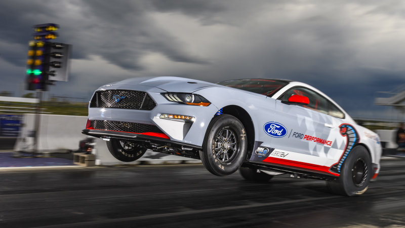 Watch Ford Mustang Cobra Jet 1,500-hp dragster’s eye-popping 8.27-second quarter-mile