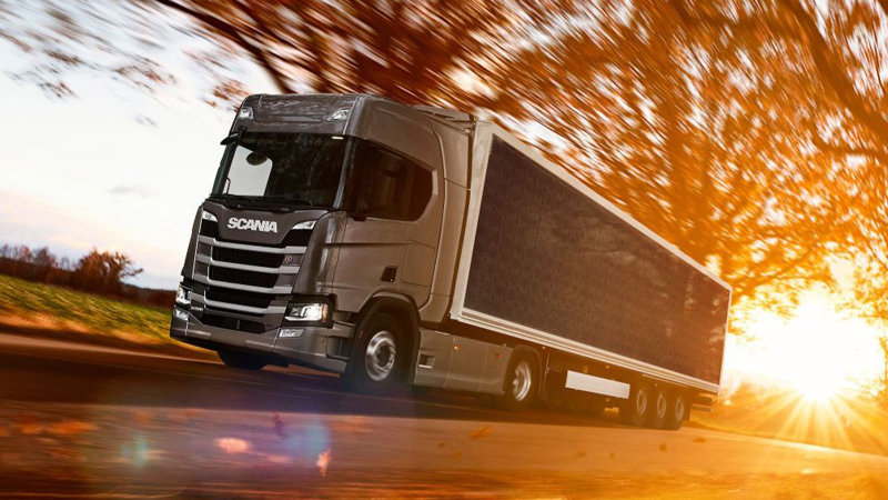 Scania begins testing semi-truck trailer covered in solar panels