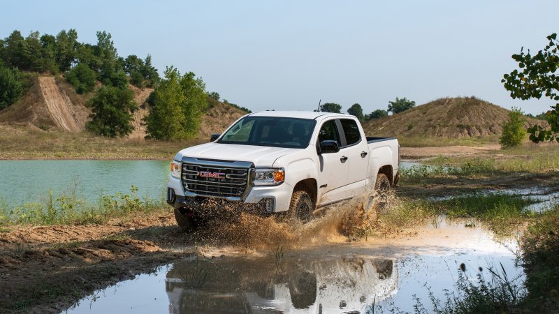 2021 GMC Canyon AT4 Off-Road Performance Edition is ready to hit the trail