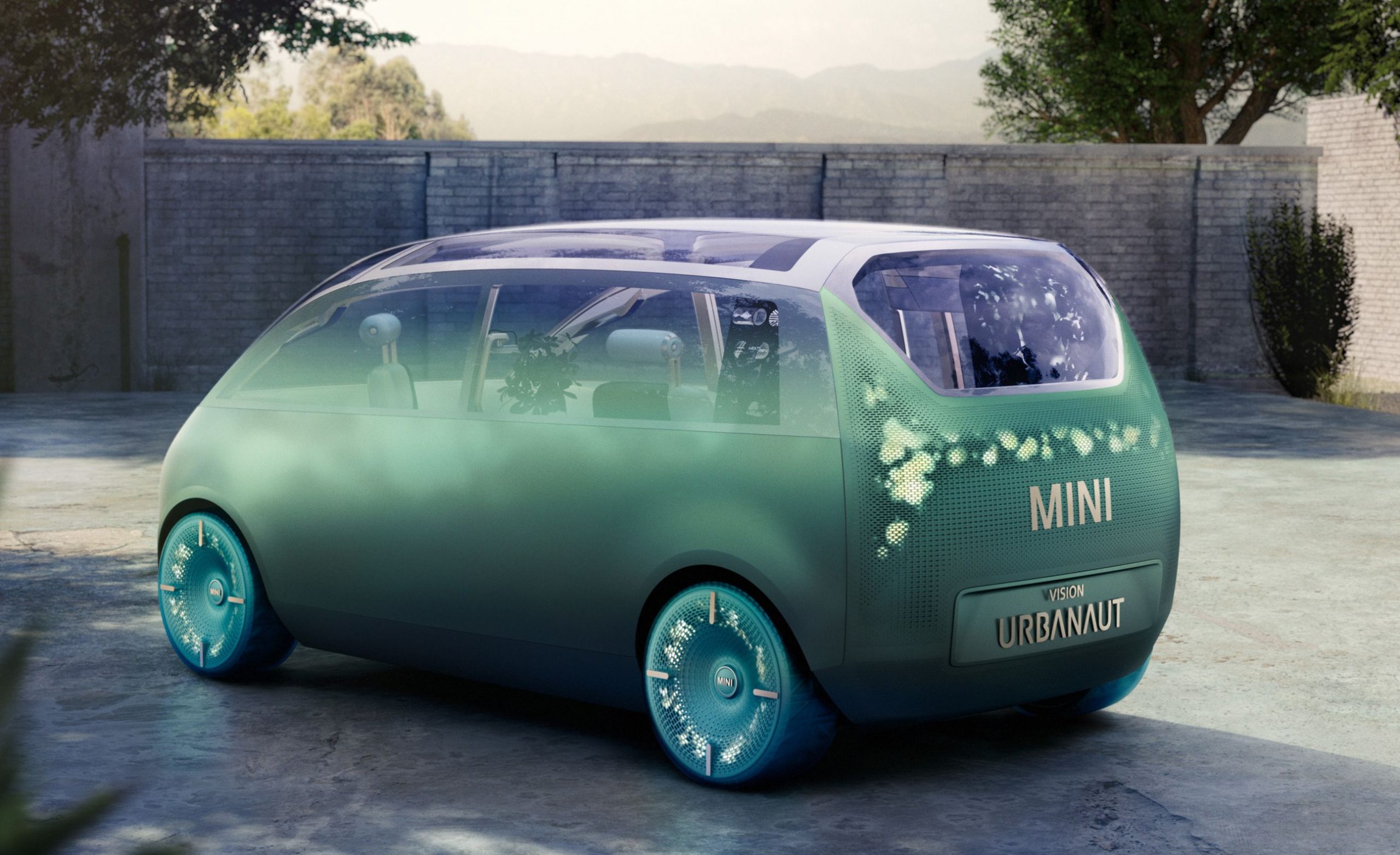 Mini Reveals Urbanaut Concept, a Vision for an Automated Future