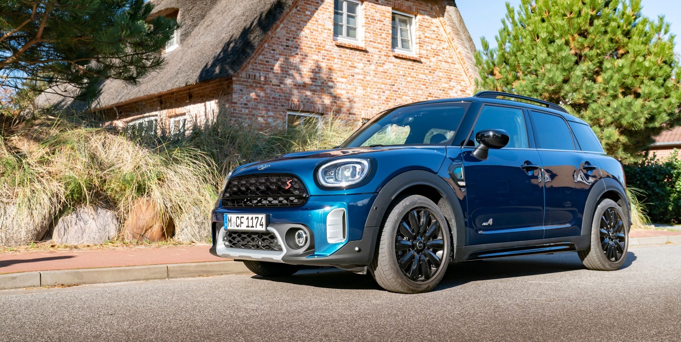 Mini Countryman Gets a Boardwalk Edition, Coming Spring 2021