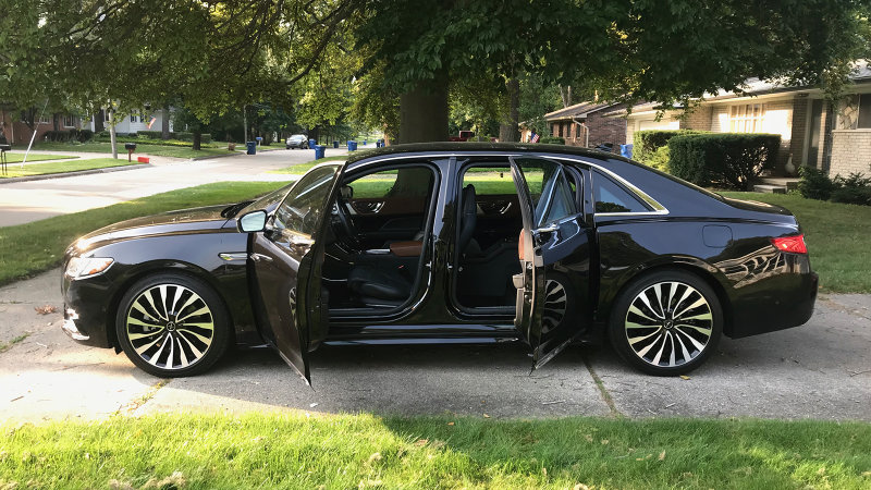 Coach Door Everything! This low-volume Lincoln Continental needs to inspire future Lincolns