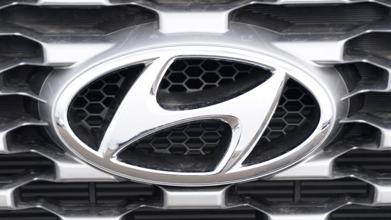 Hyundai and Apple in early talks over EV partnership