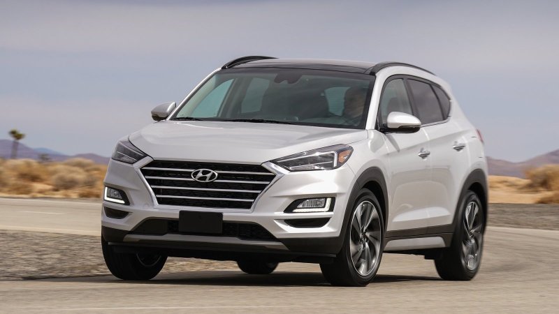 Hyundai recalls another 471,000 Tucson SUVs over fire risk