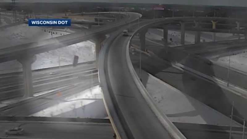 Watch as pickup plunges 70 feet off a snowy, icy Wisconsin overpass