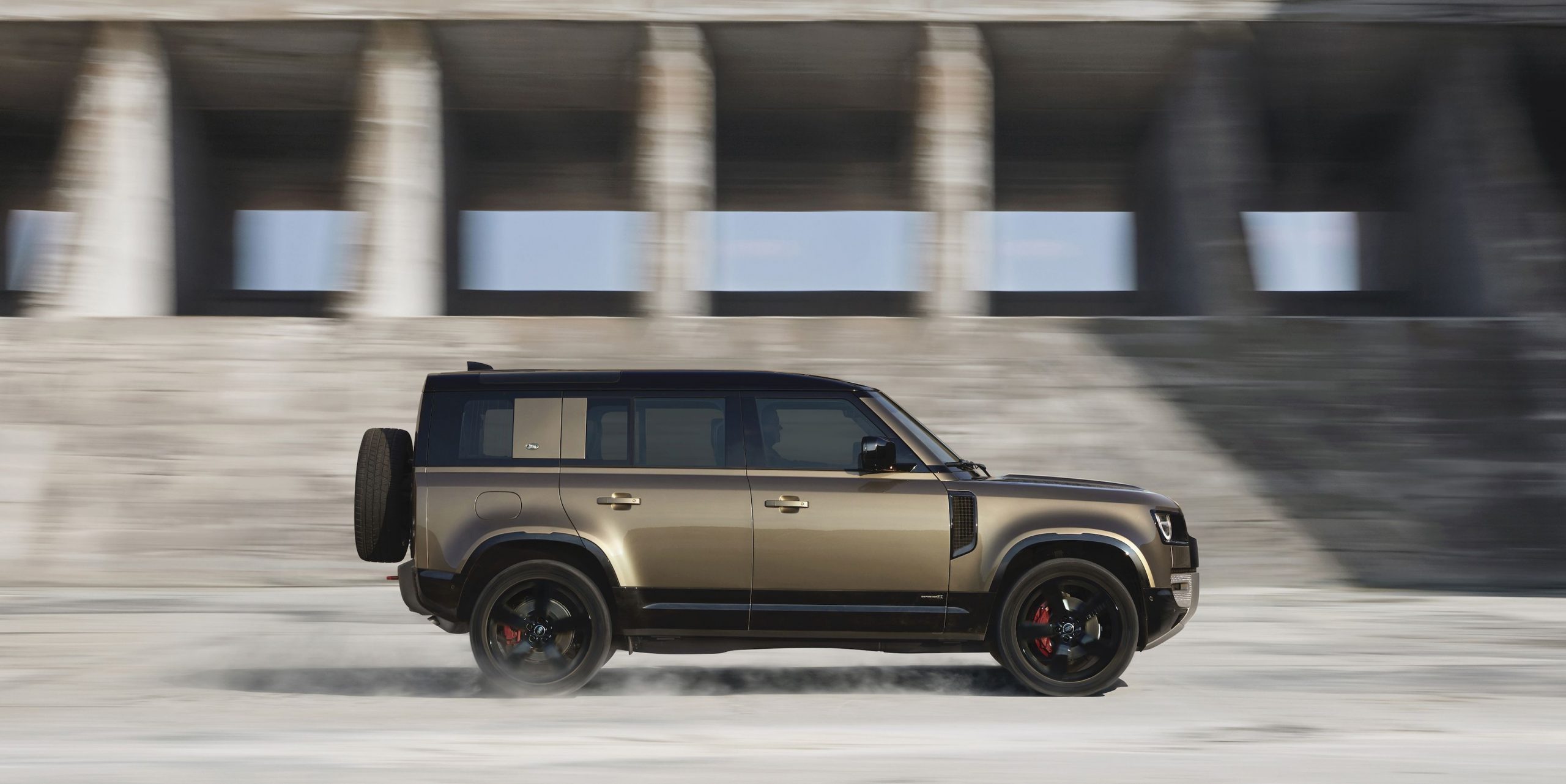 Land Rover Defender 130, Three-Row Version of the SUV, Is Coming