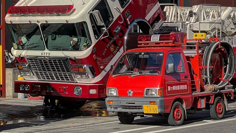 A Daihatsu kei fire truck is making friends all over San Francisco