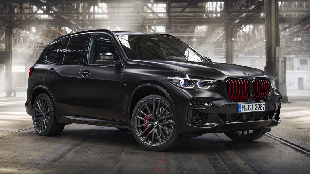 2022 BMW X5 Black Vermilion Edition is, well, distinctive