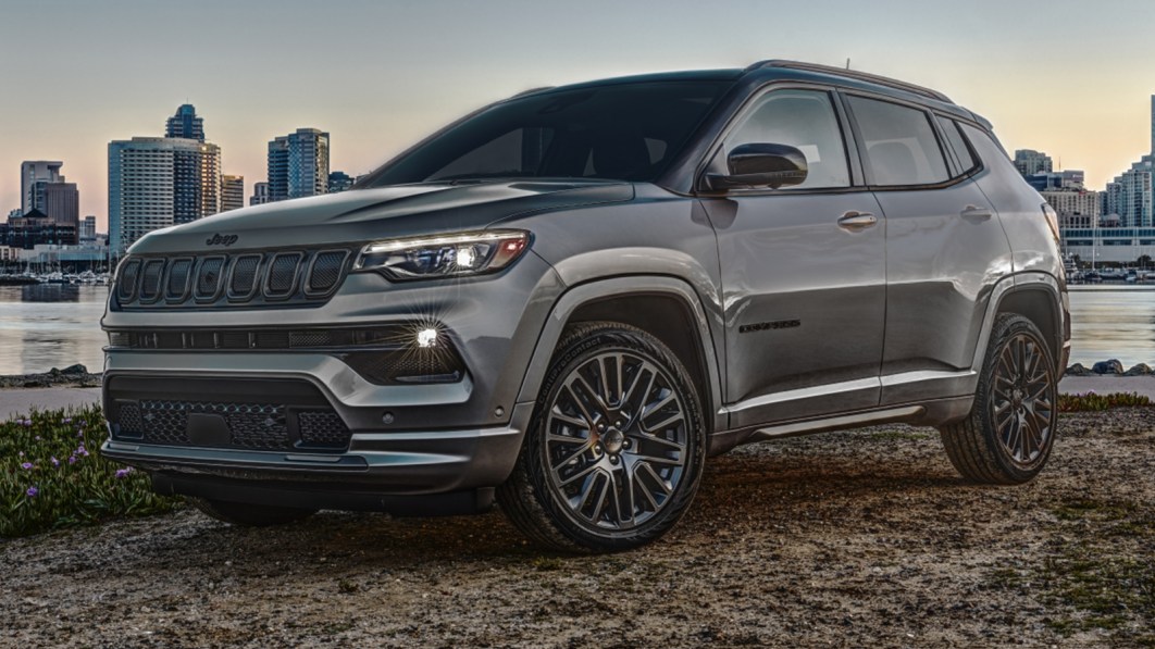 2022 Jeep Compass gets a refresh with a much sharper interior