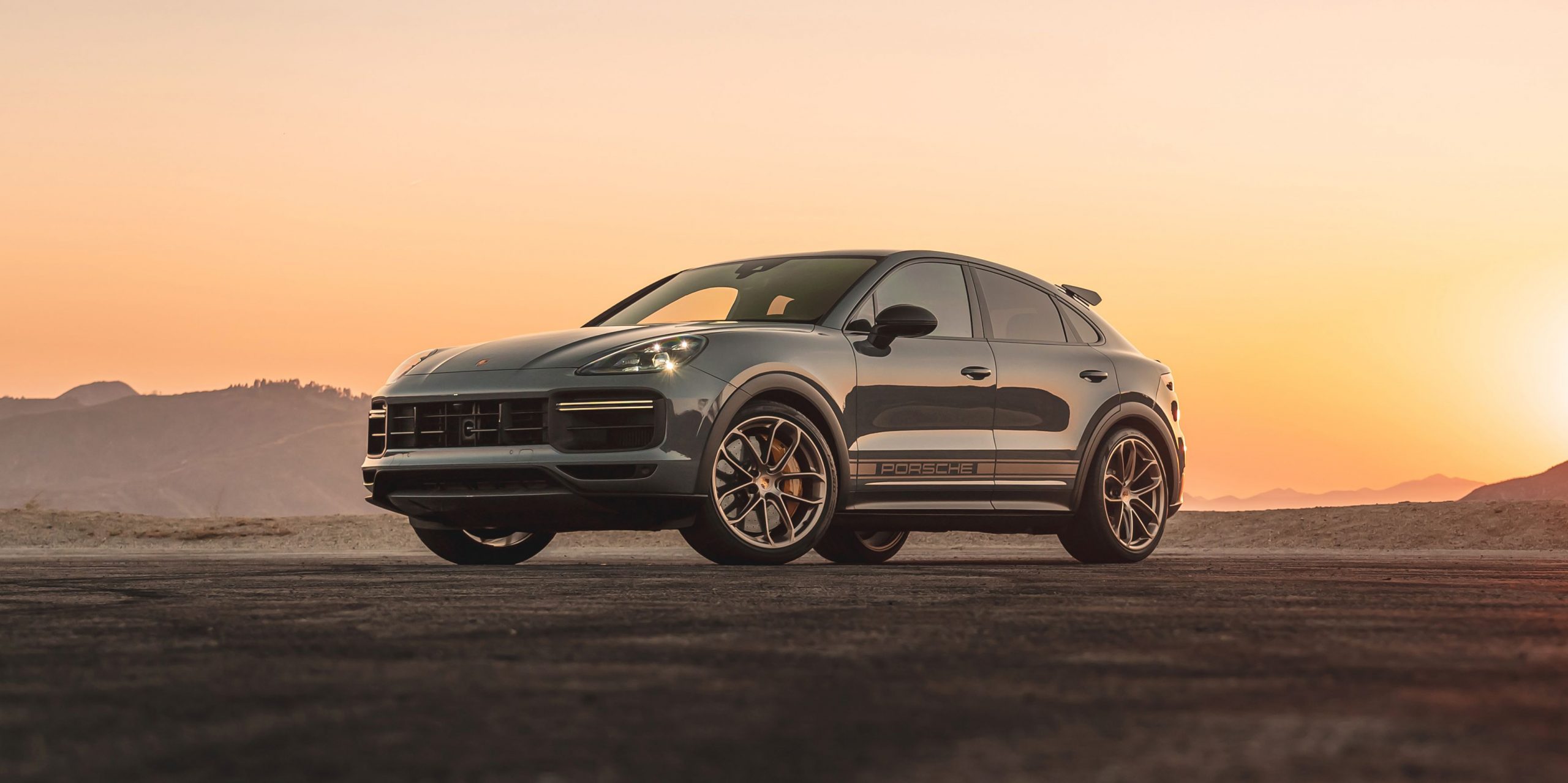 2022 Porsche Cayenne Turbo GT Pushes the Theoretical Envelope