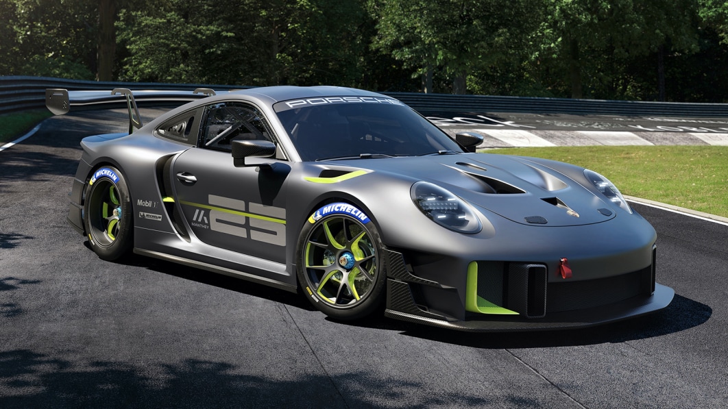 Porsche 911 GT2 RS Clubsport 25 is a track-only car rarer than the 935