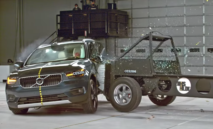 Small SUVs Have Room to Improve in IIHS’s New Side-Impact Crash Test