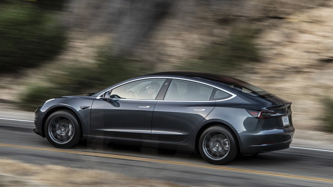 Baby born in Tesla with help from Autopilot