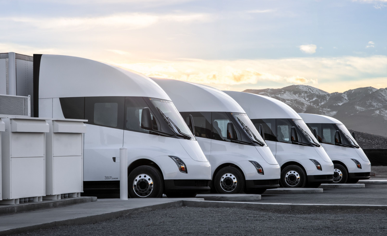 Tesla Won’t Bring Cybertruck, Roadster, Semi to Market in 2022