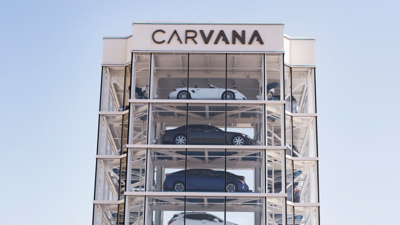 Billionaire father-son team behind Carvana is losing wealth