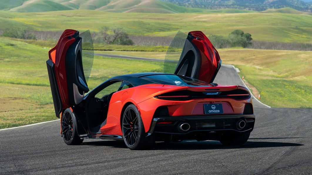 Win Mother’s Day by giving your mom a 2022 McLaren GT