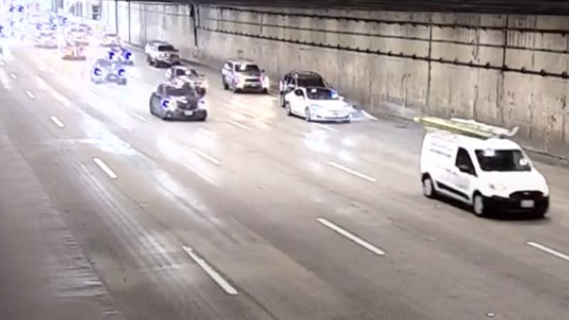 Crash videos: Tesla abruptly brakes in ‘self driving’ mode, causes Bay Bridge pileup